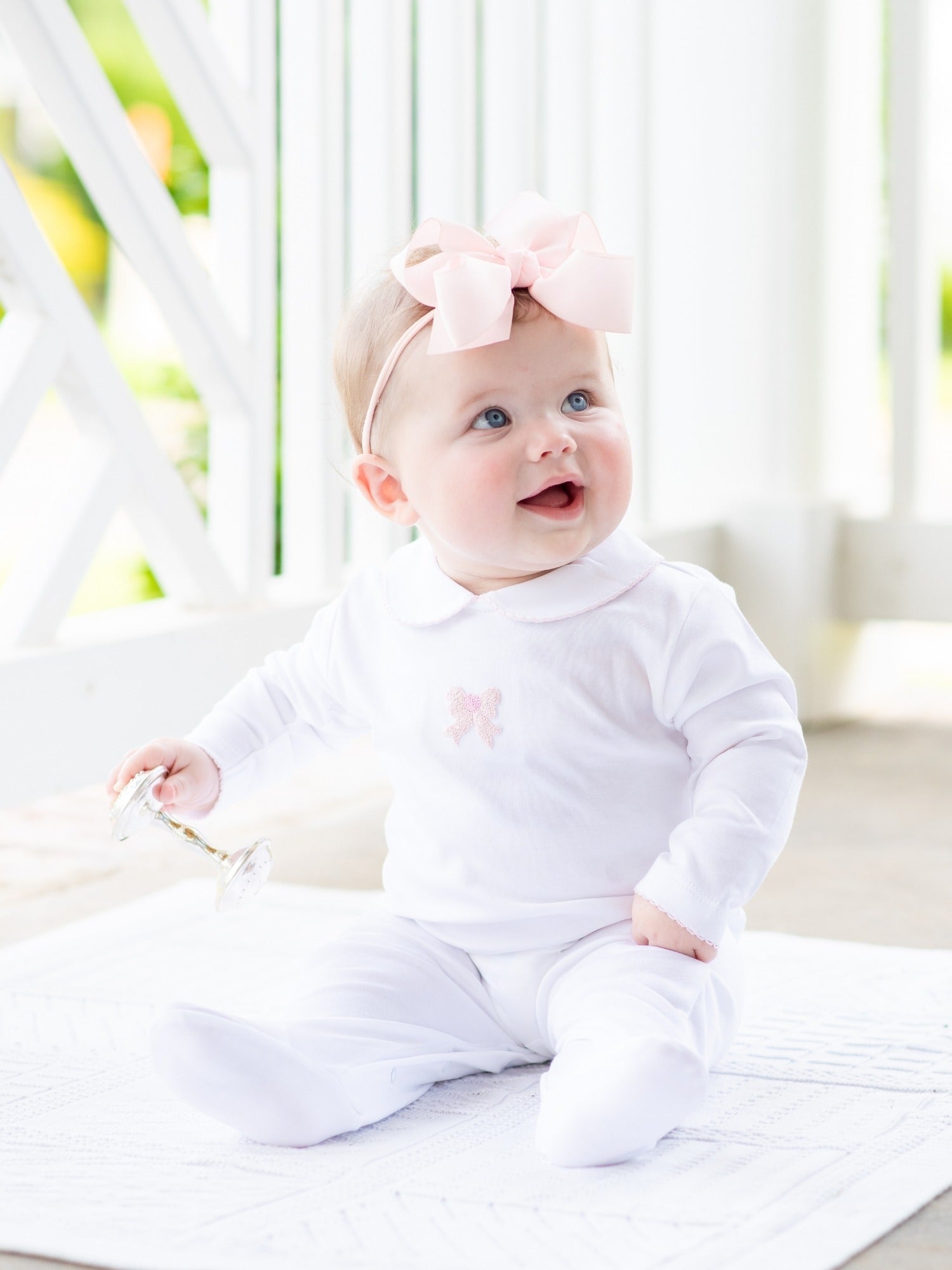 Classic Bow Pima Collared Footie | White